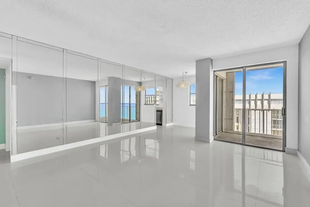 1010 S Ocean Boulevard Pompano Beach FL 33062