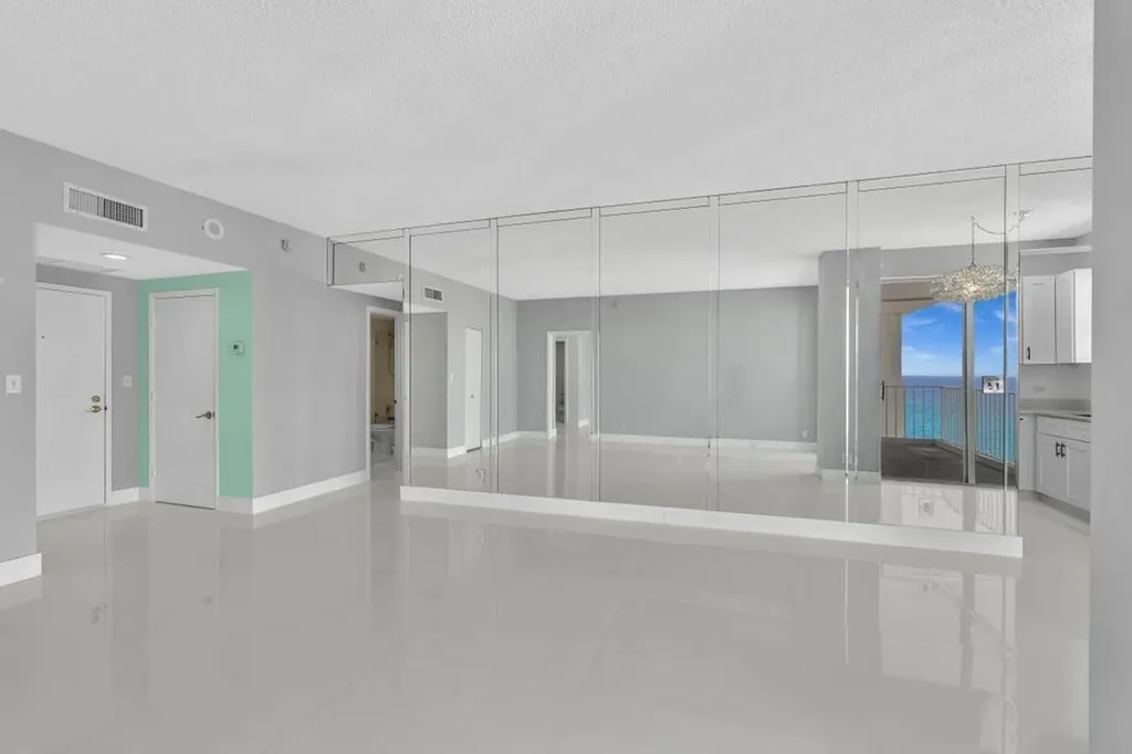 1010 S Ocean Boulevard Pompano Beach FL 33062