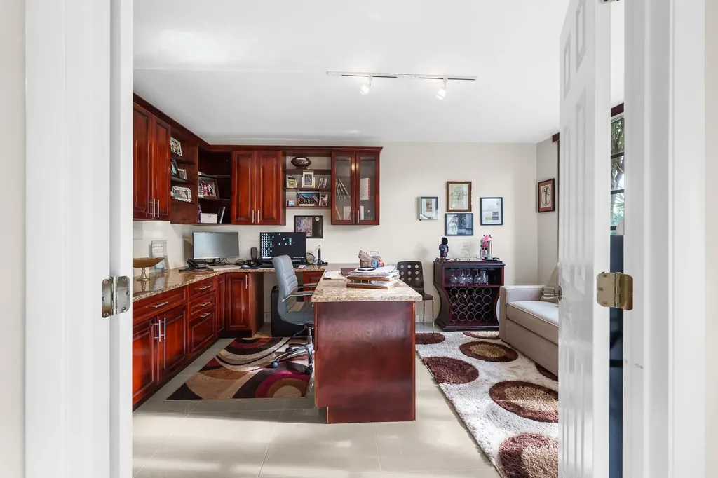 3800 Oaks Clubhouse Drive Pompano Beach FL 33069