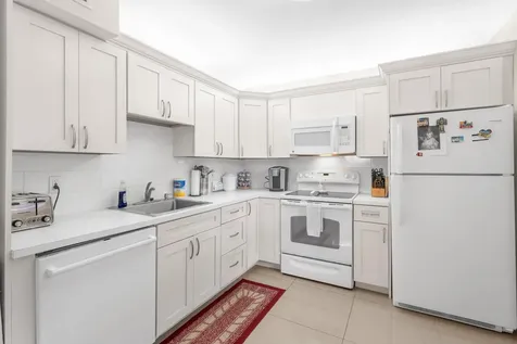 3800 Oaks Clubhouse Drive Pompano Beach FL 33069