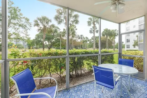 3800 Oaks Clubhouse Drive Pompano Beach FL 33069