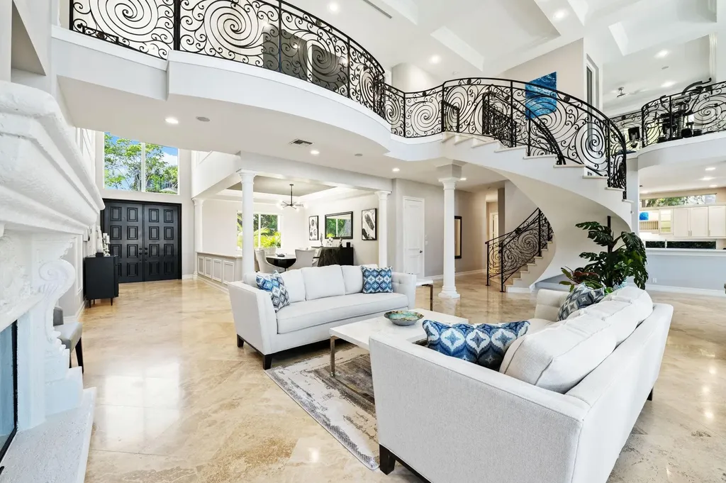 70 N Compass Drive Fort Lauderdale FL 33308