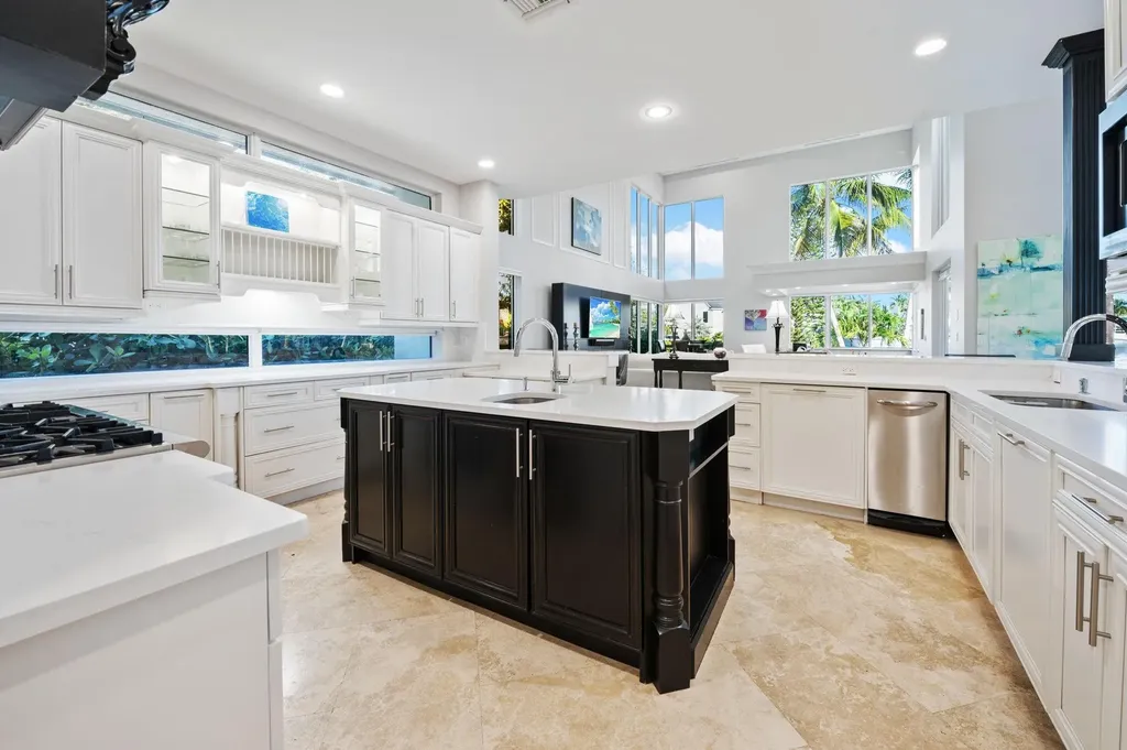 70 N Compass Drive Fort Lauderdale FL 33308
