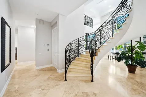 70 N Compass Drive Fort Lauderdale FL 33308