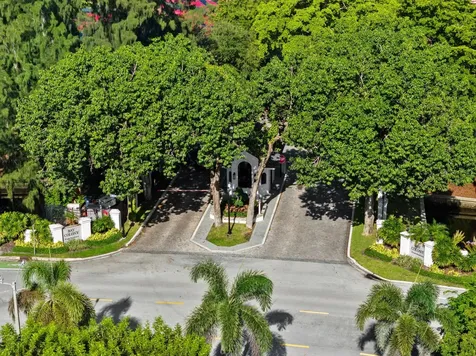 70 N Compass Drive Fort Lauderdale FL 33308