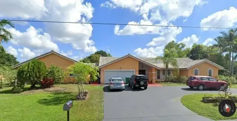 1050 NW 114th Avenue Plantation FL 33323