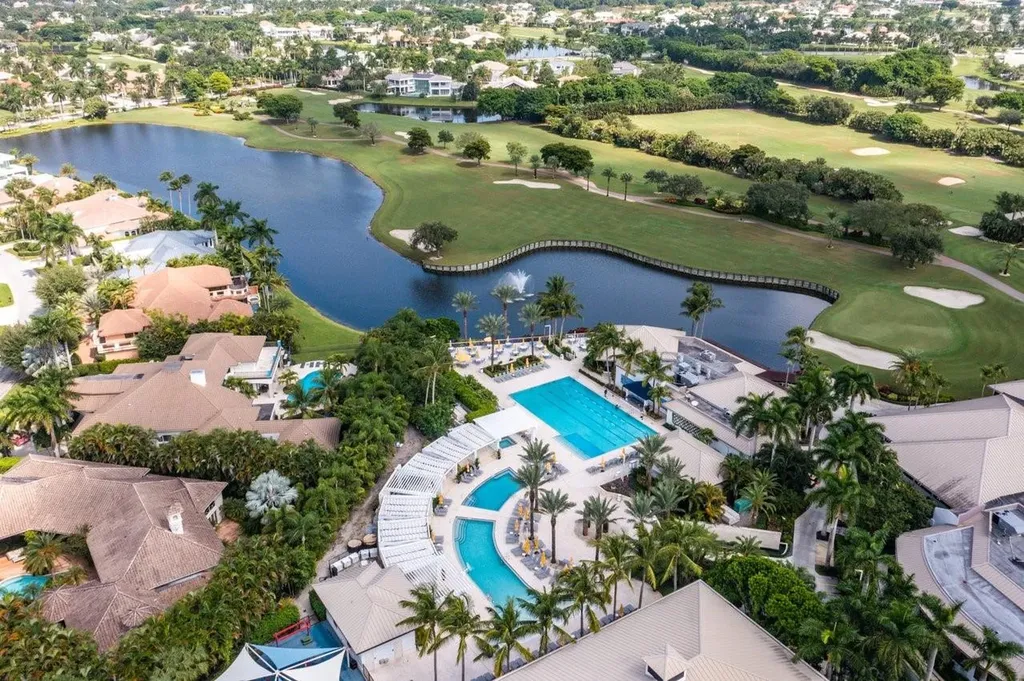 17844 Scarsdale Way Boca Raton FL 33496
