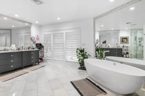 17844 Scarsdale Way Boca Raton FL 33496