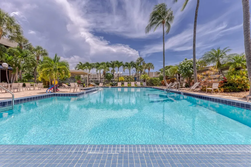 1100 SE 5th Court Pompano Beach FL 33060
