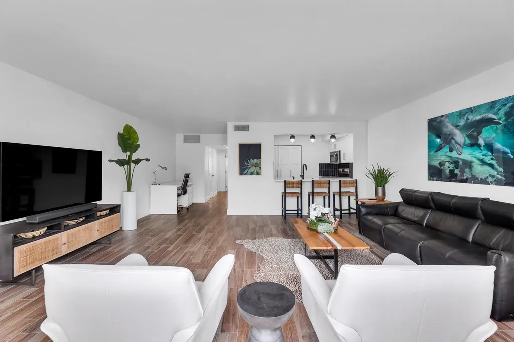 1100 SE 5th Court Pompano Beach FL 33060