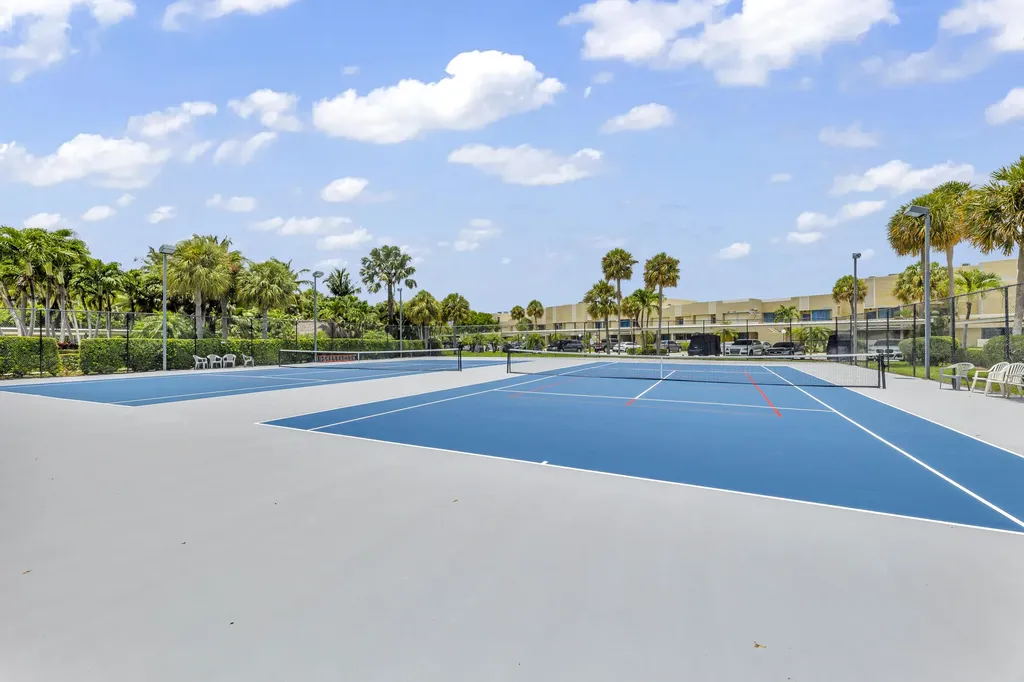 1100 SE 5th Court Pompano Beach FL 33060