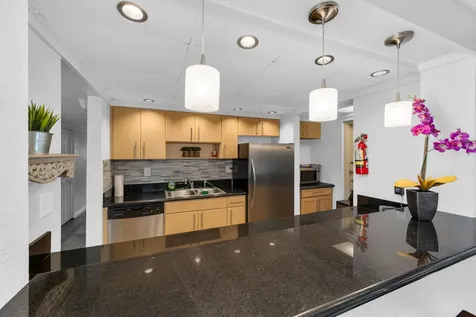 1100 SE 5th Court Pompano Beach FL 33060