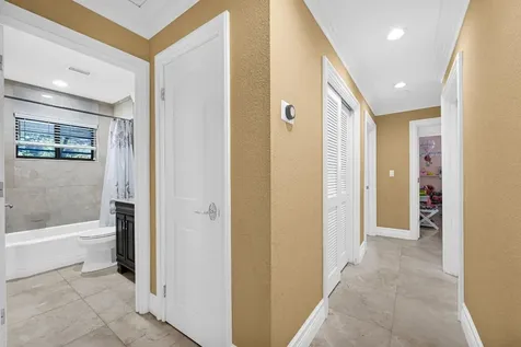 836 Orchid Drive Plantation FL 33317