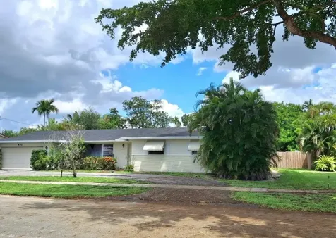 4911 Jackson Street Hollywood FL 33021
