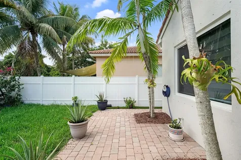 4122 NE 22nd Street Homestead FL 33033