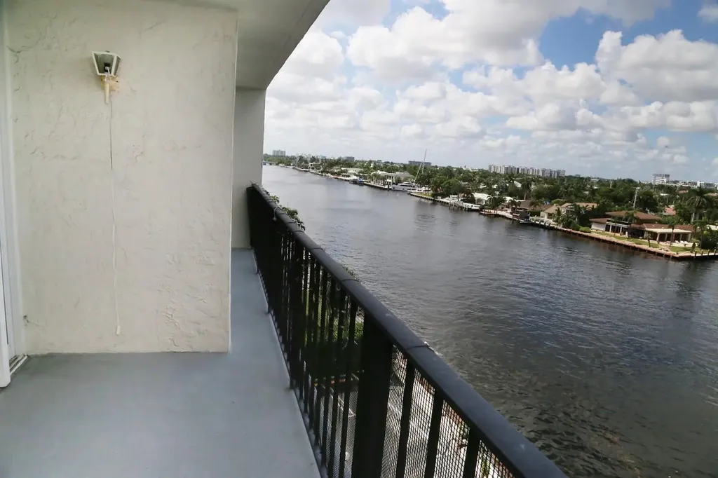 521 N Riverside Drive Pompano Beach FL 33062