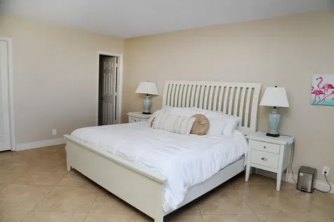 521 N Riverside Drive Pompano Beach FL 33062