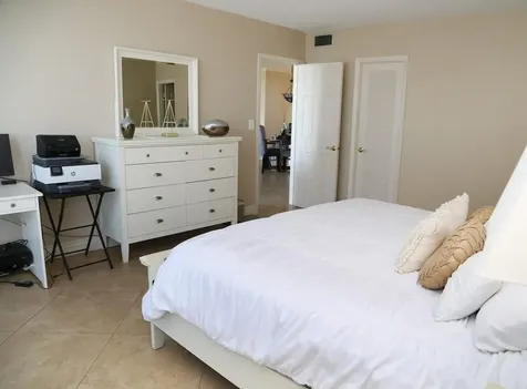 521 N Riverside Drive Pompano Beach FL 33062