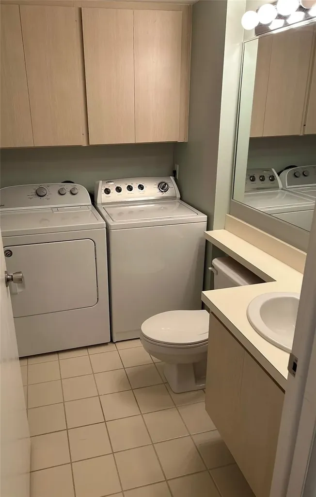 16 Amherst Court Royal Palm Beach FL 33411