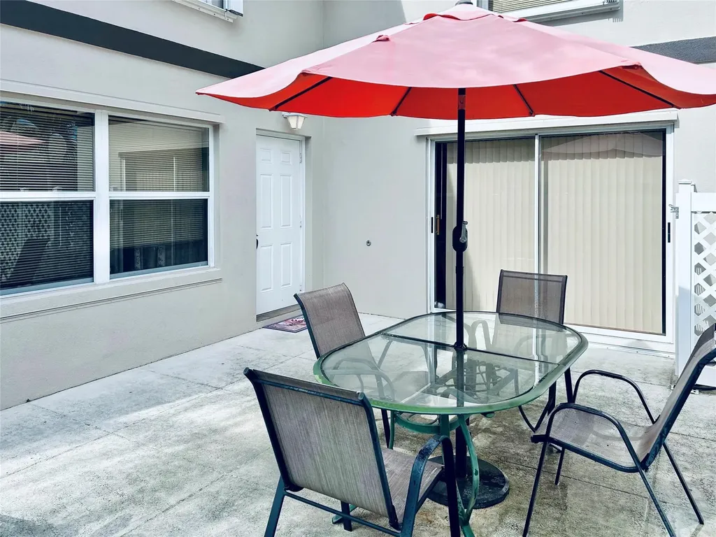 16 Amherst Court Royal Palm Beach FL 33411