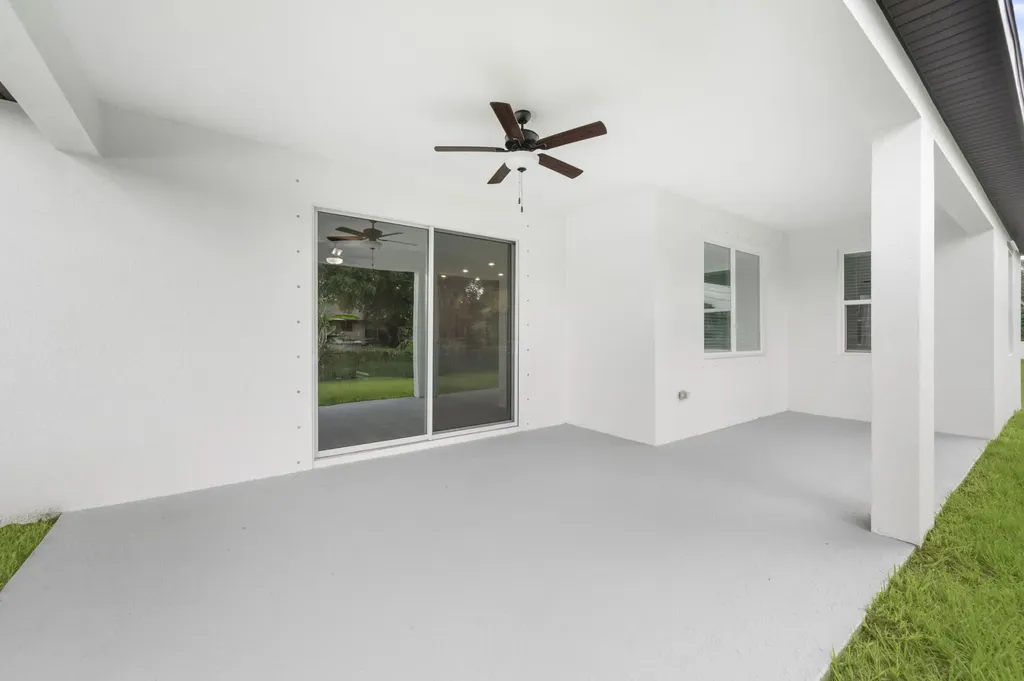 1538 SW Nervia Avenue Port St Lucie FL 34953