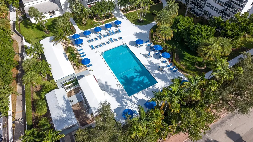 3333 NE 34th Street Fort Lauderdale FL 33308