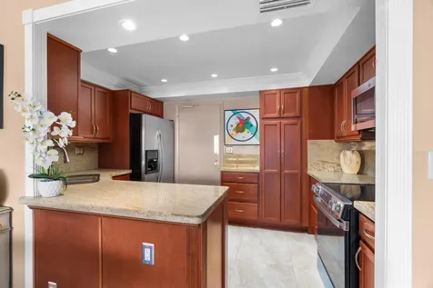 3333 NE 34th Street Fort Lauderdale FL 33308