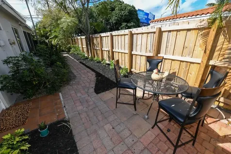 4901 NE 6th Avenue Fort Lauderdale FL 33334