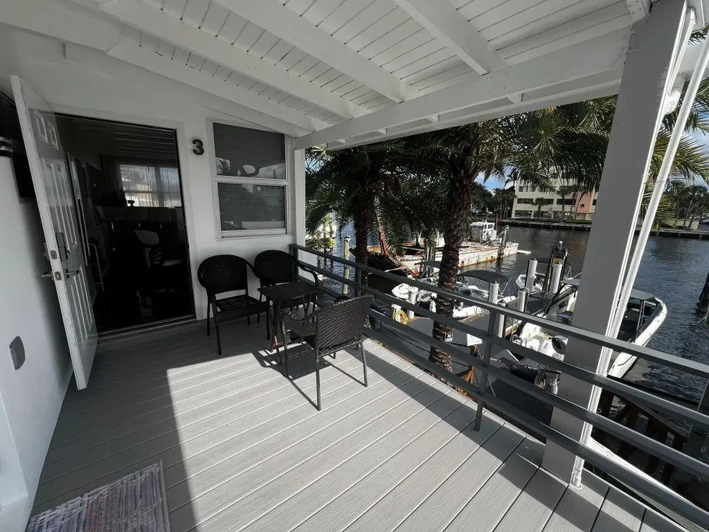 904 NE 20th Fort Lauderdale FL 33304
