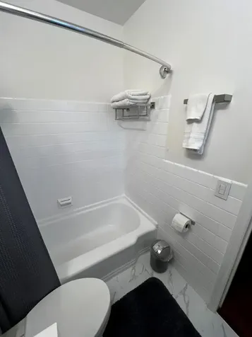 904 NE 20th Fort Lauderdale FL 33304