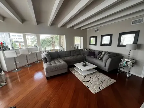 904 NE 20th Fort Lauderdale FL 33304