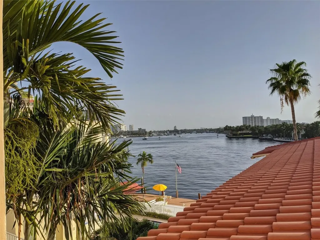 341 N Birch Road Fort Lauderdale FL 33304