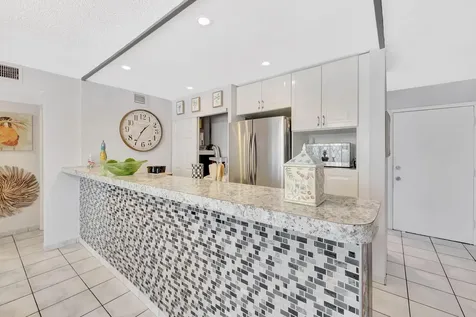 5336 NE 6th Avenue Oakland Park FL 33334