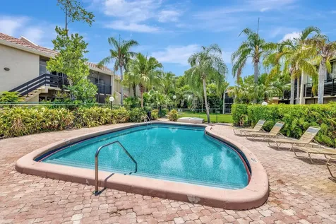 5336 NE 6th Avenue Oakland Park FL 33334