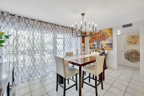 5336 NE 6th Avenue Oakland Park FL 33334