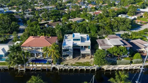 2729 NE 23rd Court Pompano Beach FL 33062