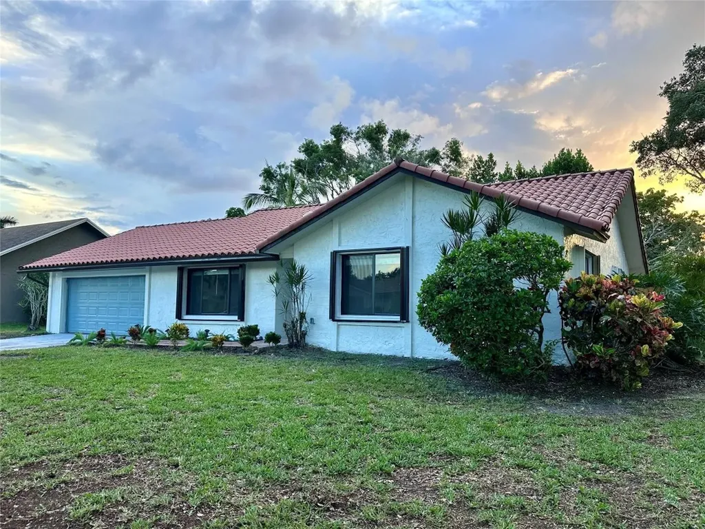 1681 NW 93rd Avenue Plantation FL 33322