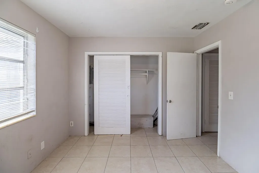 404 NW 5th Avenue Boynton Beach FL 33435