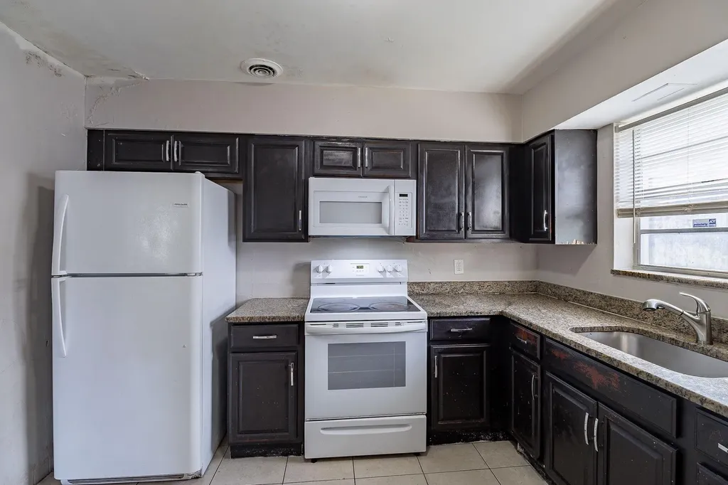 404 NW 5th Avenue Boynton Beach FL 33435