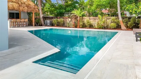 1317 S Broadway Lantana FL 33462
