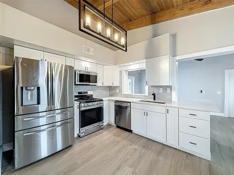 1317 S Broadway Lantana FL 33462