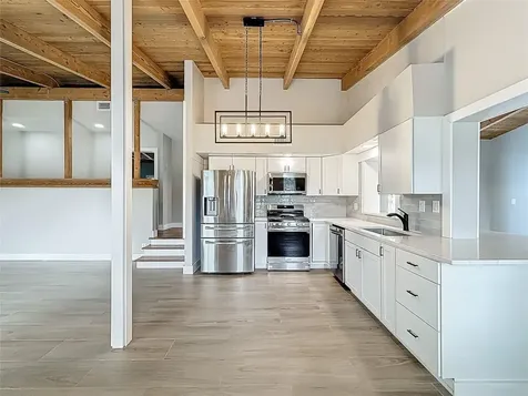 1317 S Broadway Lantana FL 33462