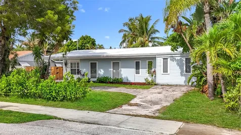 1317 S Broadway Lantana FL 33462