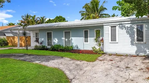 1317 S Broadway Lantana FL 33462