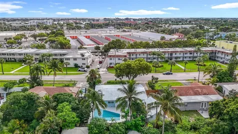 1317 S Broadway Lantana FL 33462