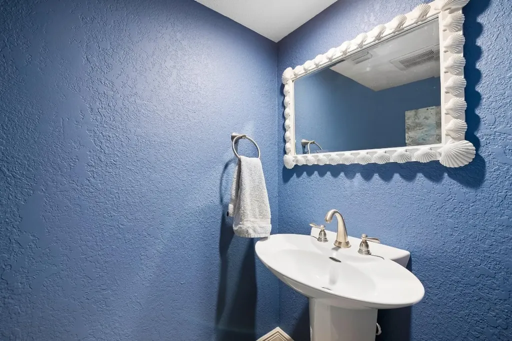 3014 NE 49th Street Fort Lauderdale FL 33308