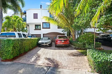 3014 NE 49th Street Fort Lauderdale FL 33308