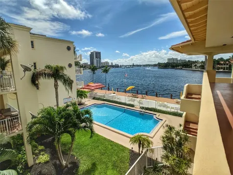 341 N Birch Road Fort Lauderdale FL 33304