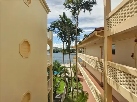 341 N Birch Road Fort Lauderdale FL 33304