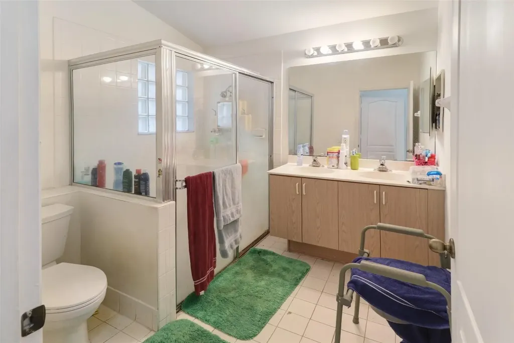 12250 NW 57th Street Coral Springs FL 33076